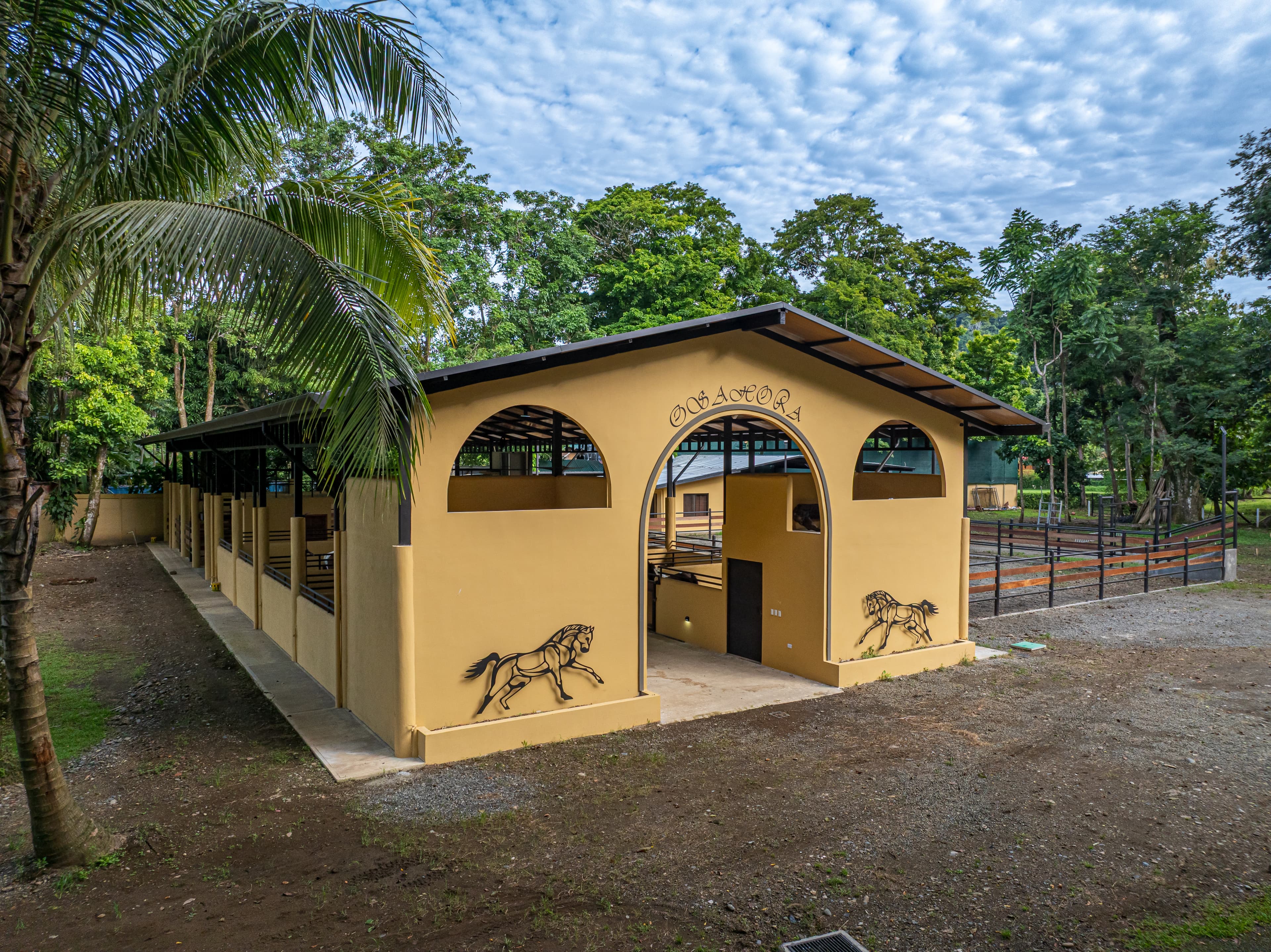 Osahora Stable, equestrian project in Dominical, Osa